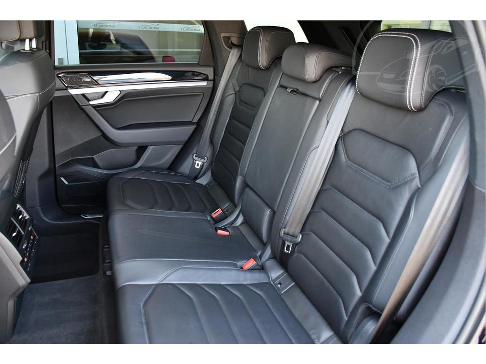 Volkswagen Touareg 3.0TDi V6 VZDUCH TAN PANO