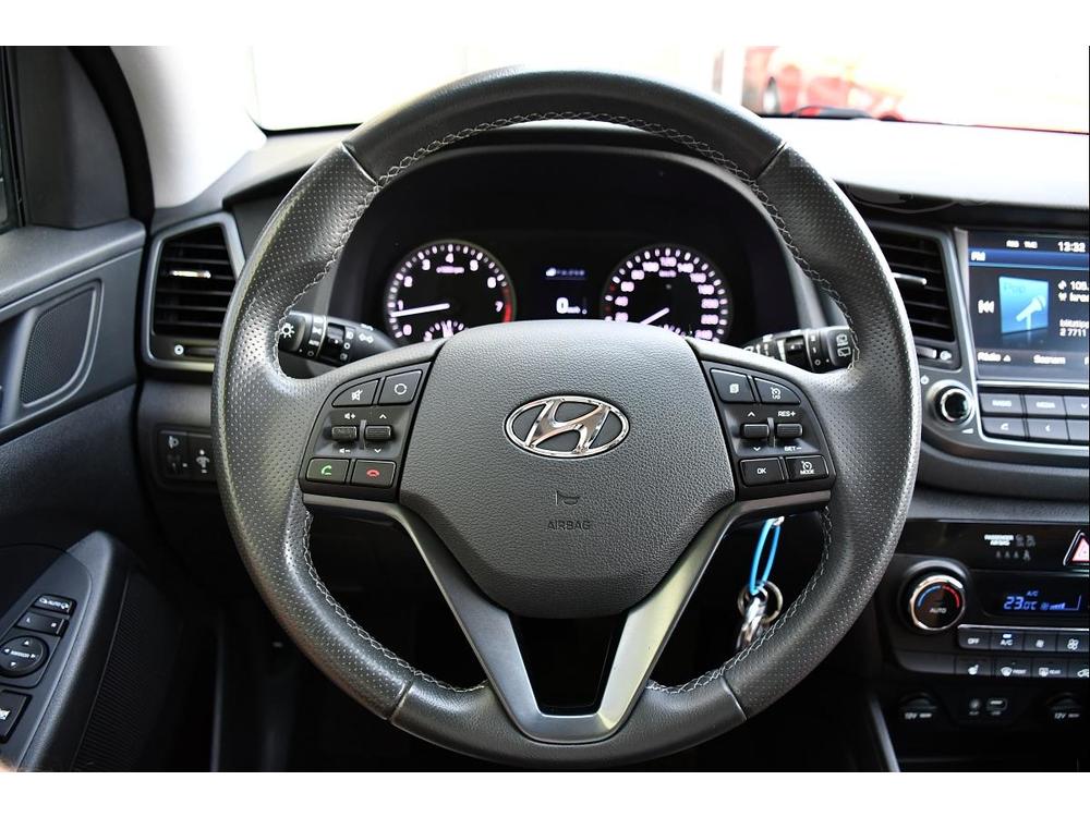 Hyundai Tucson 1.6GDi NAV SERVISN KN͎KA R