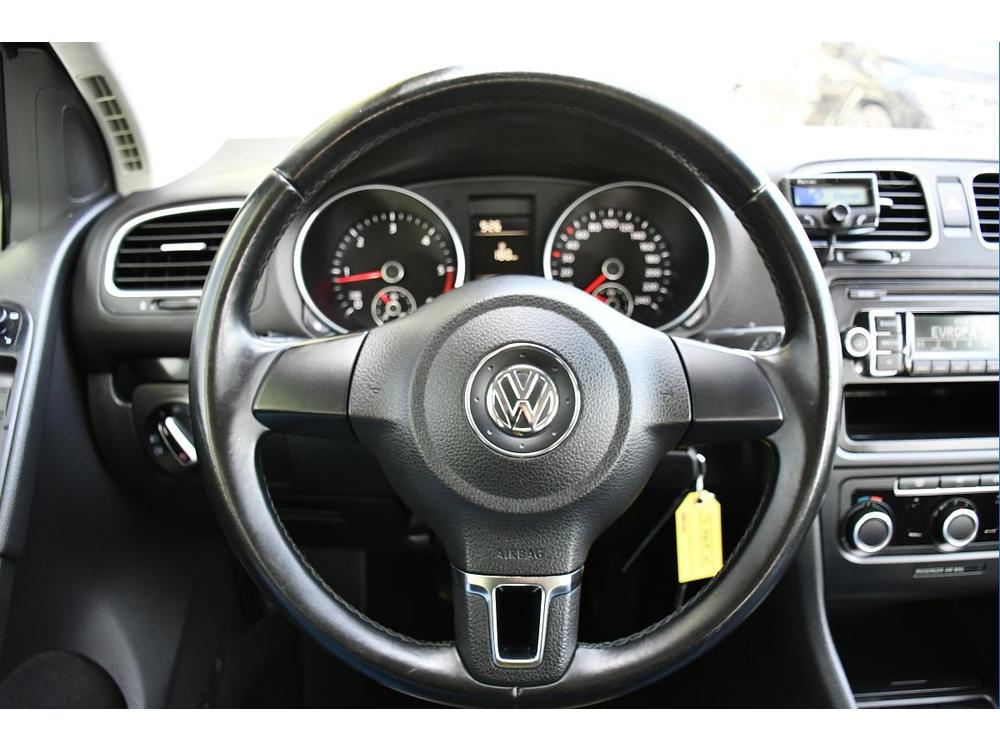 Volkswagen Golf 1.6TDi 66kW 2xKOLA