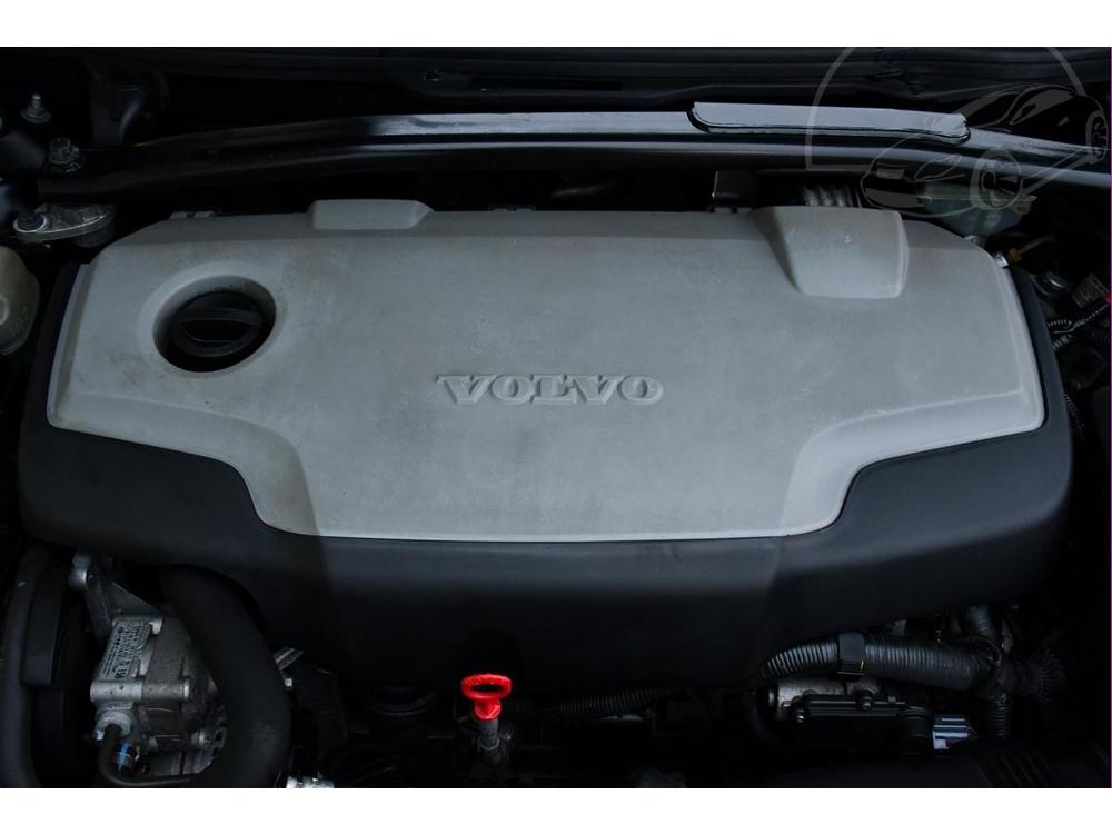 Volvo S60 2.4D 120kW MOMENTUM AUT. A/C