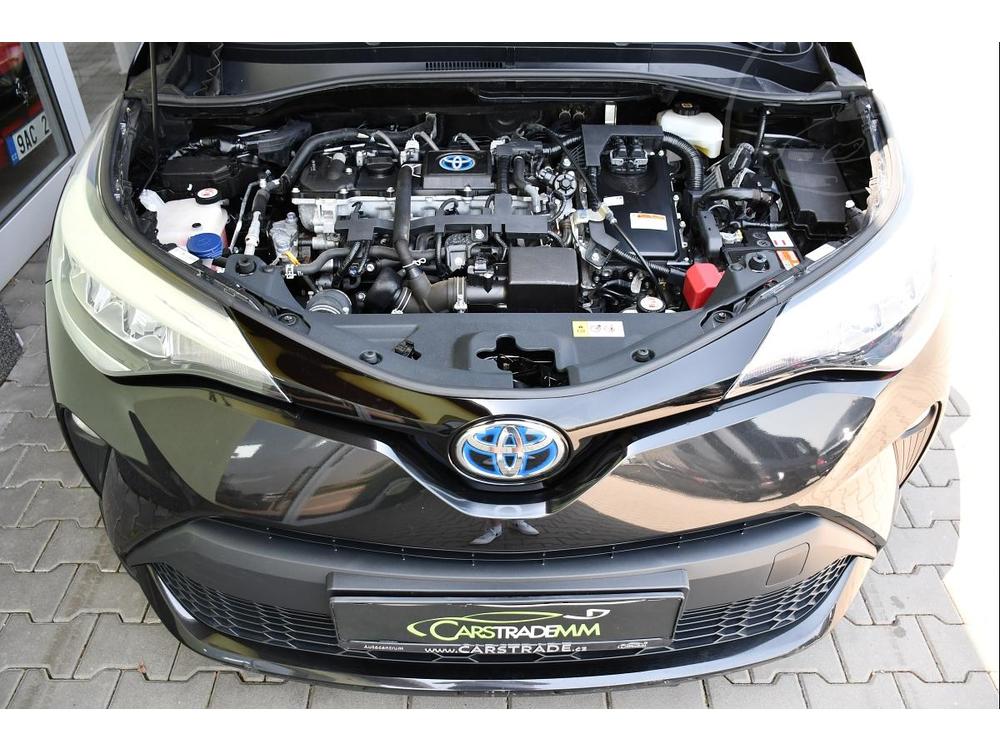 Toyota C-HR 1.8HYBRID A/T NAV PKN STAV