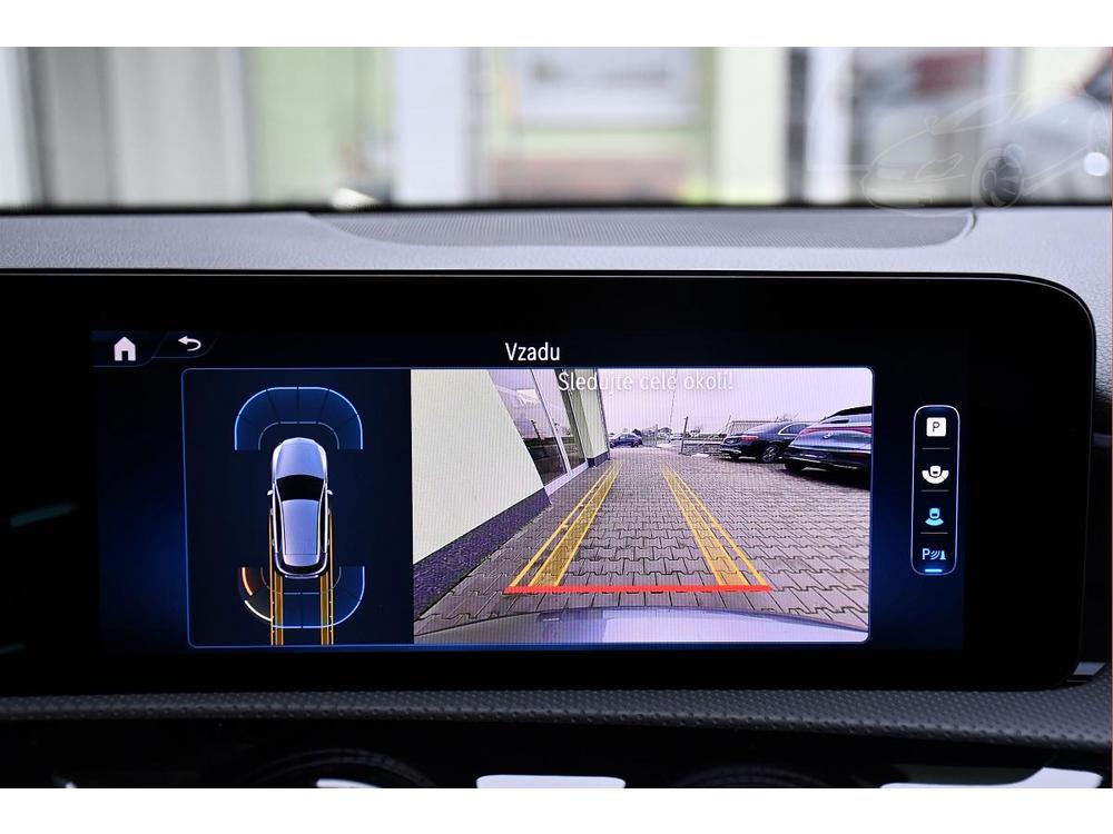 Mercedes-Benz A 180 ZRUKA LED NAV VIRTUAL 1M