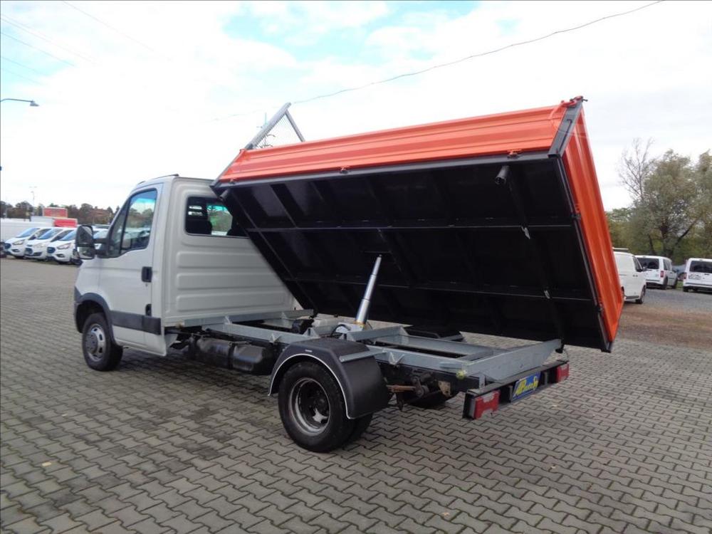 Iveco Daily 2,3 HPT  35C13 3 STRANN SKLP