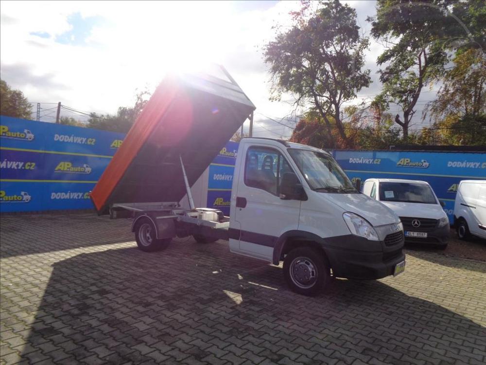 Iveco Daily 2,3 HPT  35C13 3 STRANN SKLP