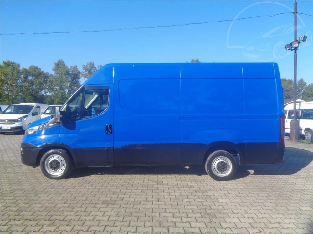 Iveco Daily 2,3 HPT  L2H2 33S15 KLIMA SERVISKA