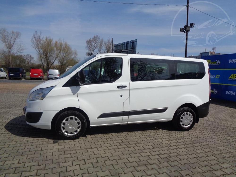 Ford Transit Custom 2,0 TDCI  L1H1 8MST BUS KLIMA SERVISKA