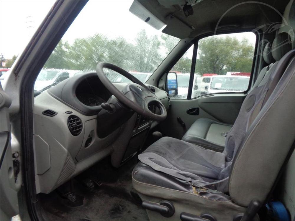 Renault Master 2,5 DCI  L3H2