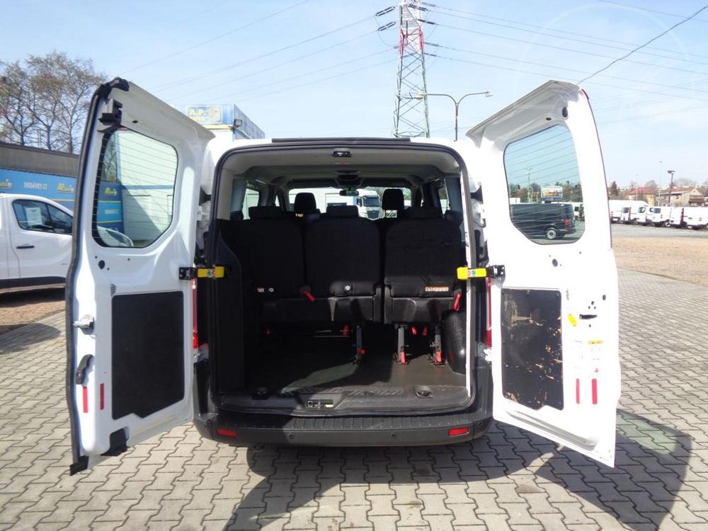 Ford Transit Custom 2,0 TDCI  L1H1 8MST BUS KLIMA SERVISKA