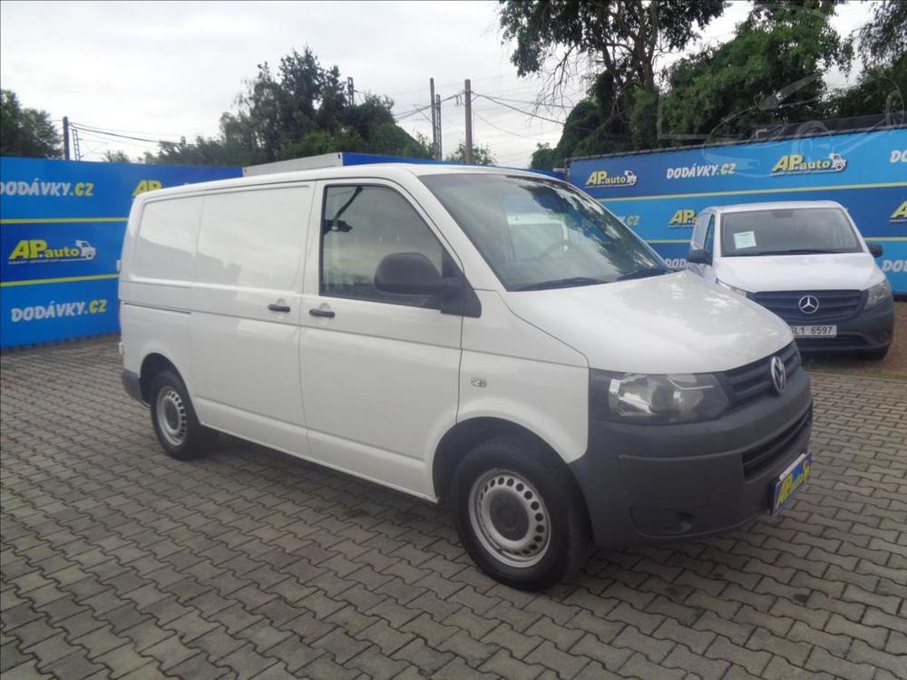 Volkswagen Transporter 2,0 TDI  L1H1 SERVISKA