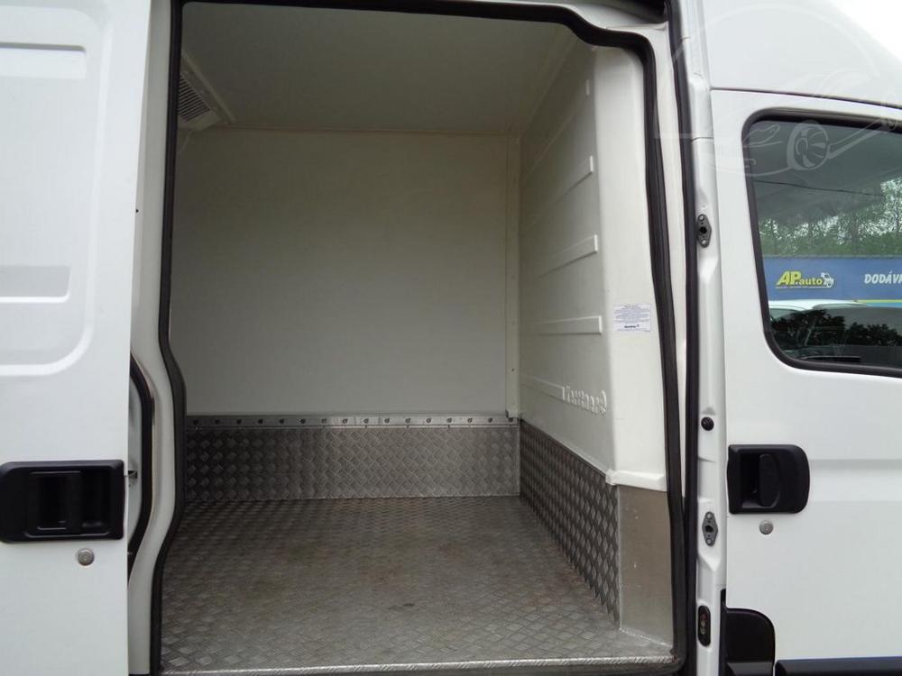 Iveco Daily 2,3 HPT  MAXI CHLAK SERVISKA