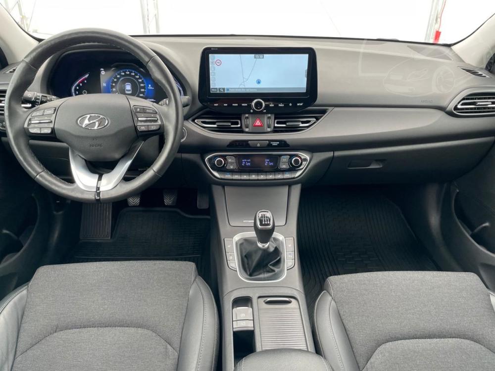 Hyundai i30 Com. 1.6CRDi 100kW! R! STYLE!