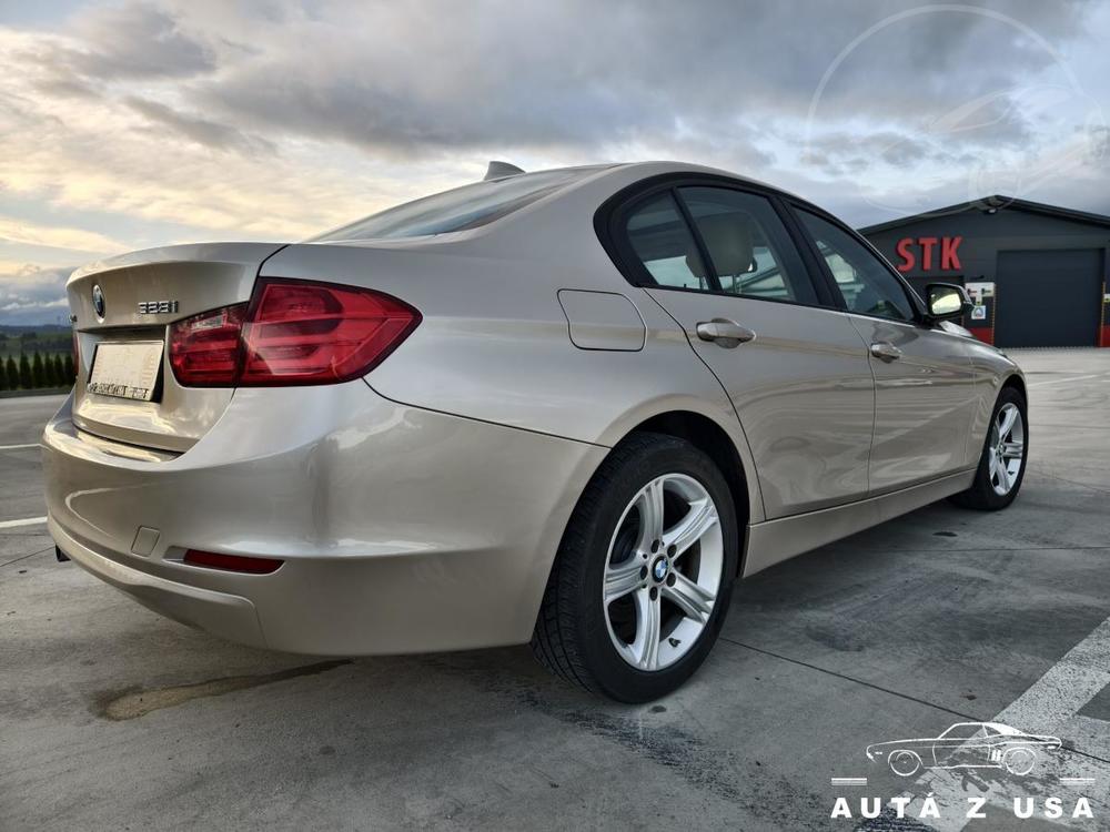 BMW 328 i xDRIVE