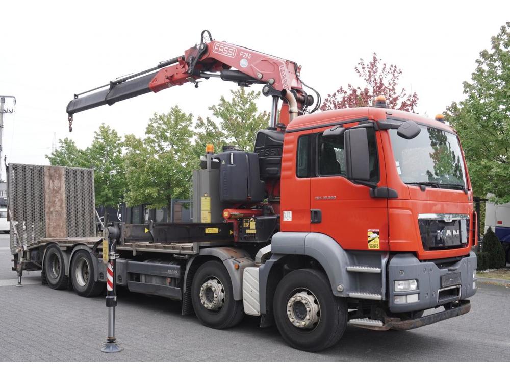 MAN TGS 35.360 E6 8×2 / Crane Fass