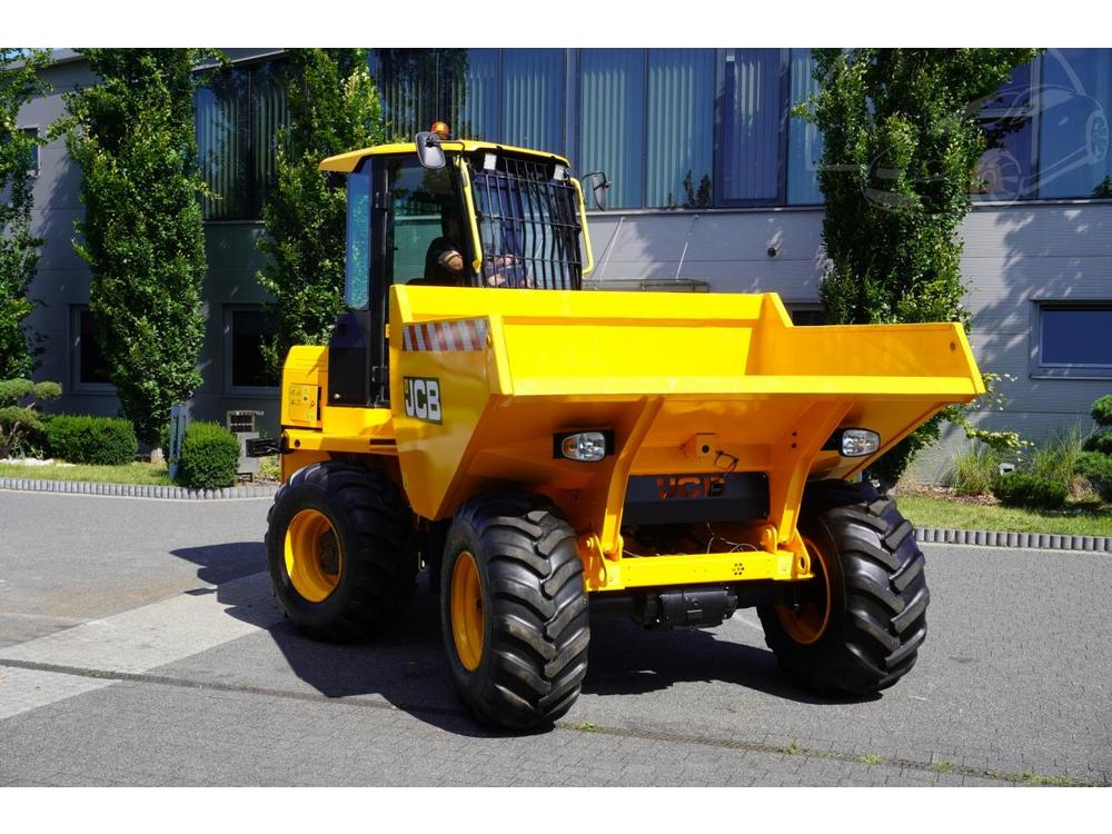 JCB  9FT dumper / load capacity 9t