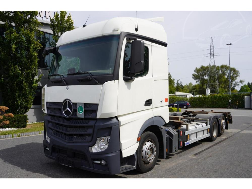 Mercedes-Benz Actros 2542 Low Deck BDF / 62