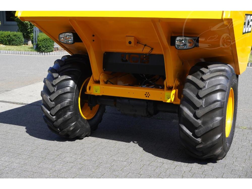 JCB  9FT dumper / load capacity 9t