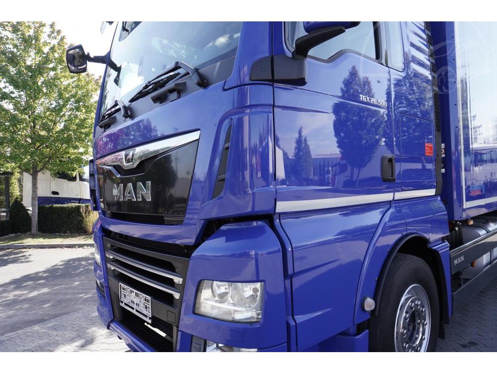 MAN TGX 26.500 E6 XXL /Schmitz 19 p