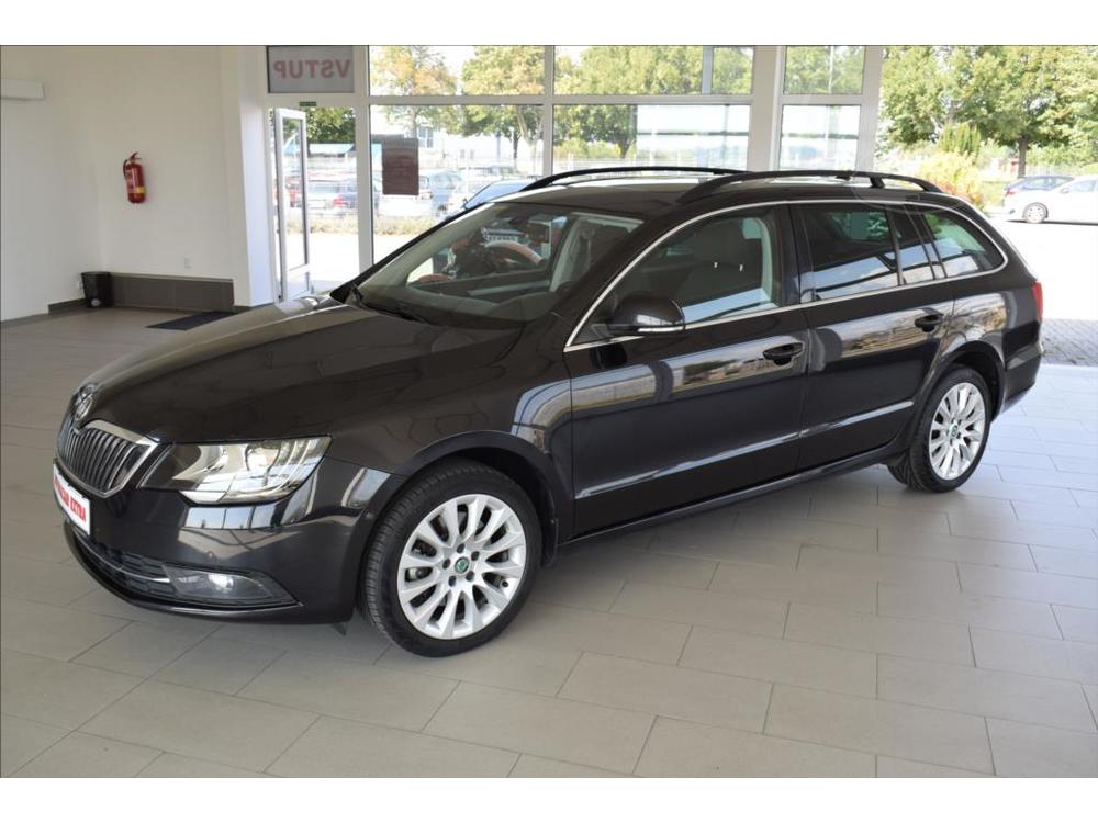 Škoda Superb 2,0 TDI, DSG,Xenony,NAVI,Alu.