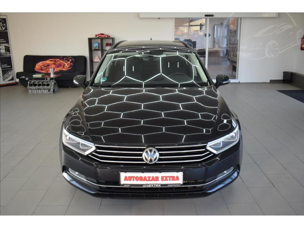 Volkswagen Passat 2,0 TDi, Navigace,ACC,DPH,1.ma