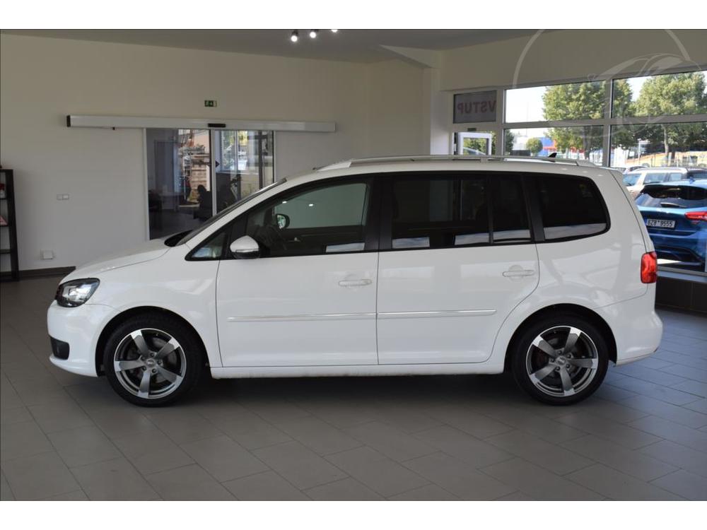 Volkswagen Touran 2,0 TDI, Highline,DSG,navigace