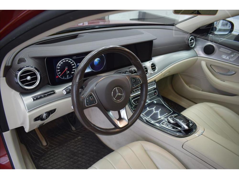 Mercedes-Benz E 3,5 E 400 4MATIC, R, serviska