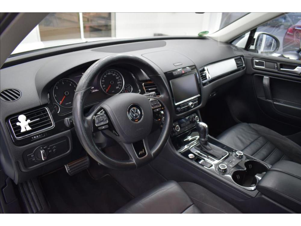 Volkswagen Touareg 3,0 TDI,R-Line,DSG,ACC,ke,R