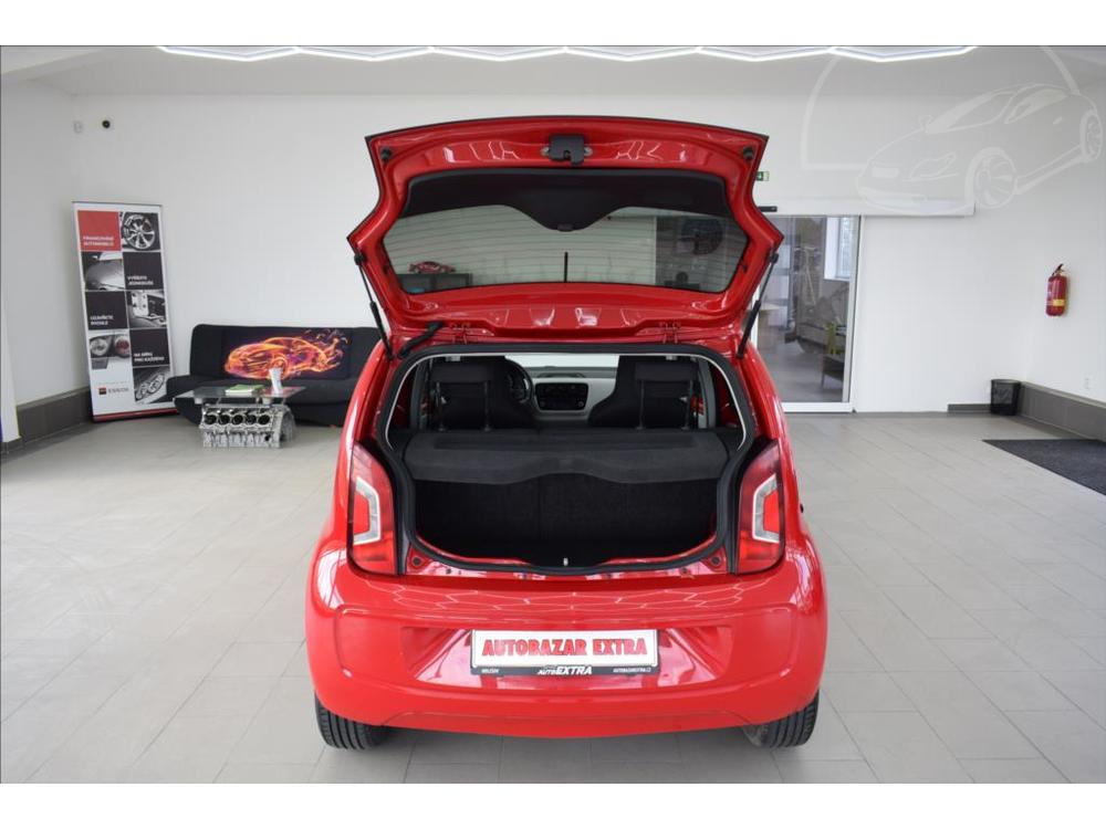 Volkswagen Up 1,0 MPi,1.maj.,klima,serviska,