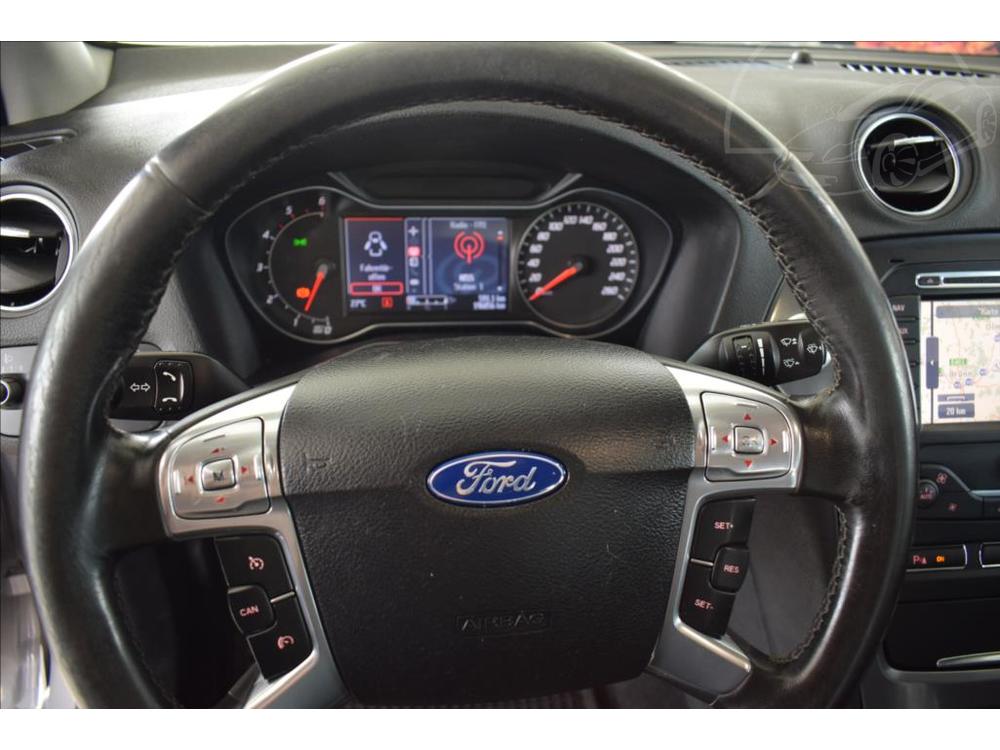 Ford Mondeo 2,2 TDCi, TITANIUM,NAV,LED,ALU