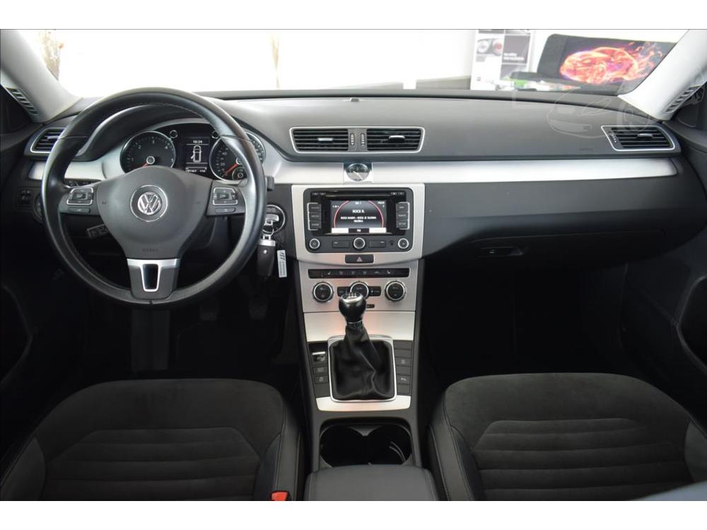 Volkswagen Passat 2,0 TDi, Highline,Navi,alcanta