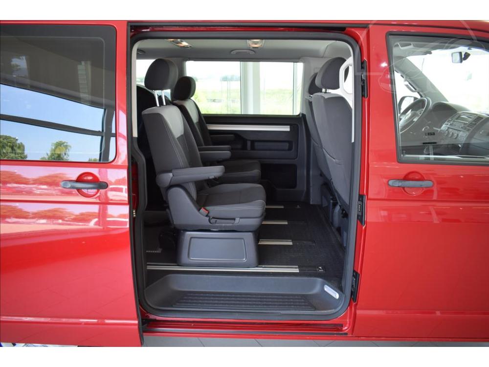 Volkswagen Multivan 2,0 TDi, ZTP prava pro vozk,