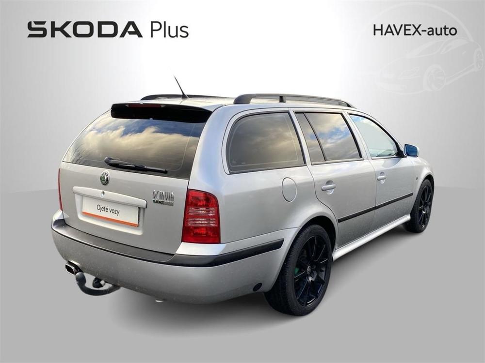 koda Octavia Combi 1.8 RS