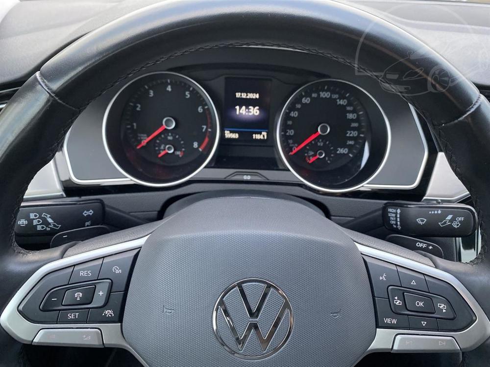 Volkswagen Passat 1.5 TSI DSG Elegance