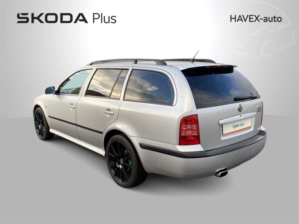 koda Octavia Combi 1.8 RS