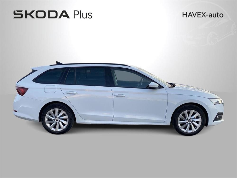 koda Octavia Combi 1.5 TSI DSG Fresh