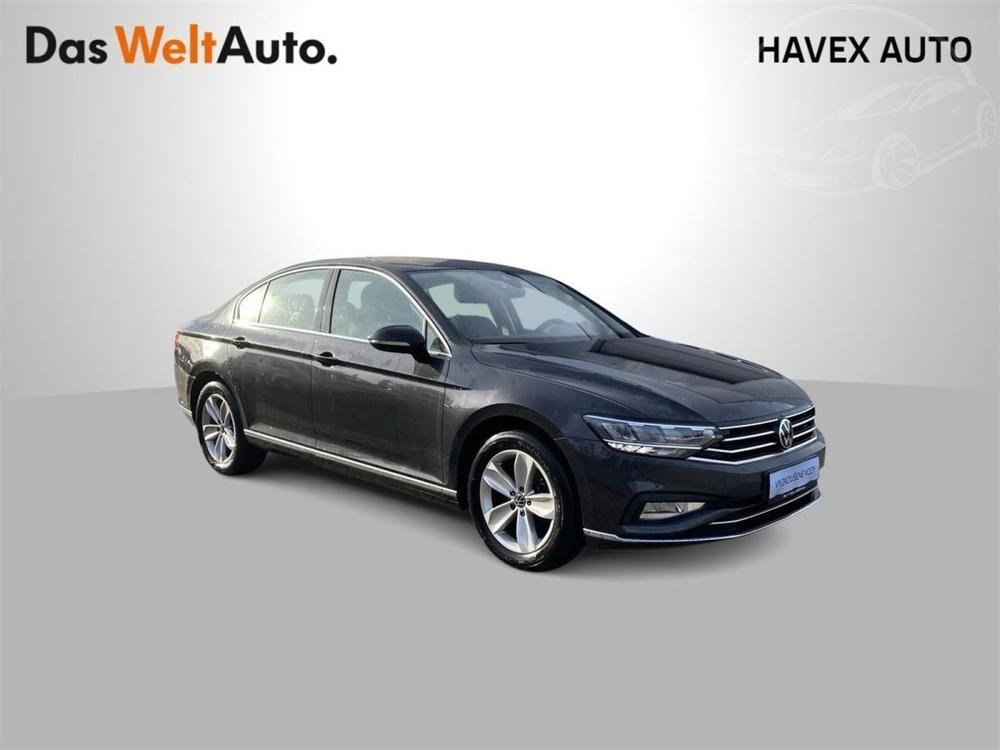 Volkswagen Passat 1.5 TSI DSG Elegance