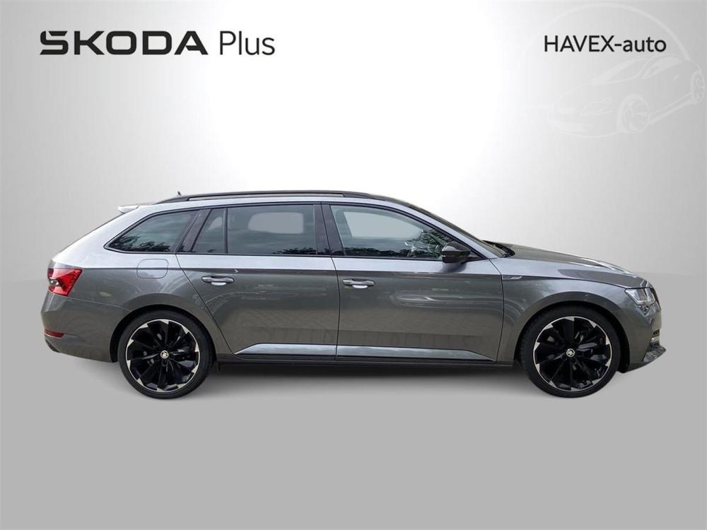 koda Superb Combi 2.0 TDI DSG Sportline