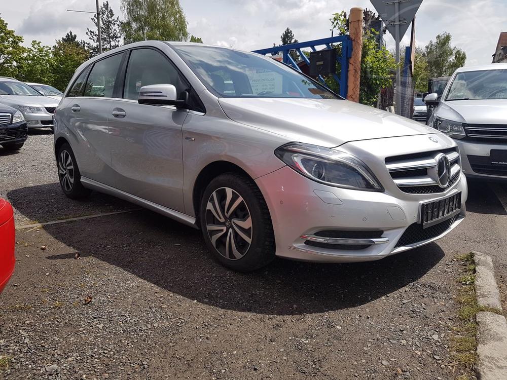 Mercedes-Benz B 180 1.8CDi 80KW NAVI