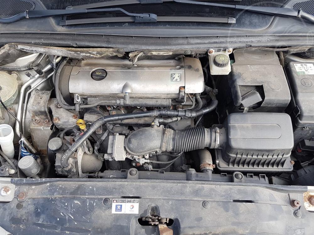 Peugeot 307 2.0i 100KW PATN SERVO