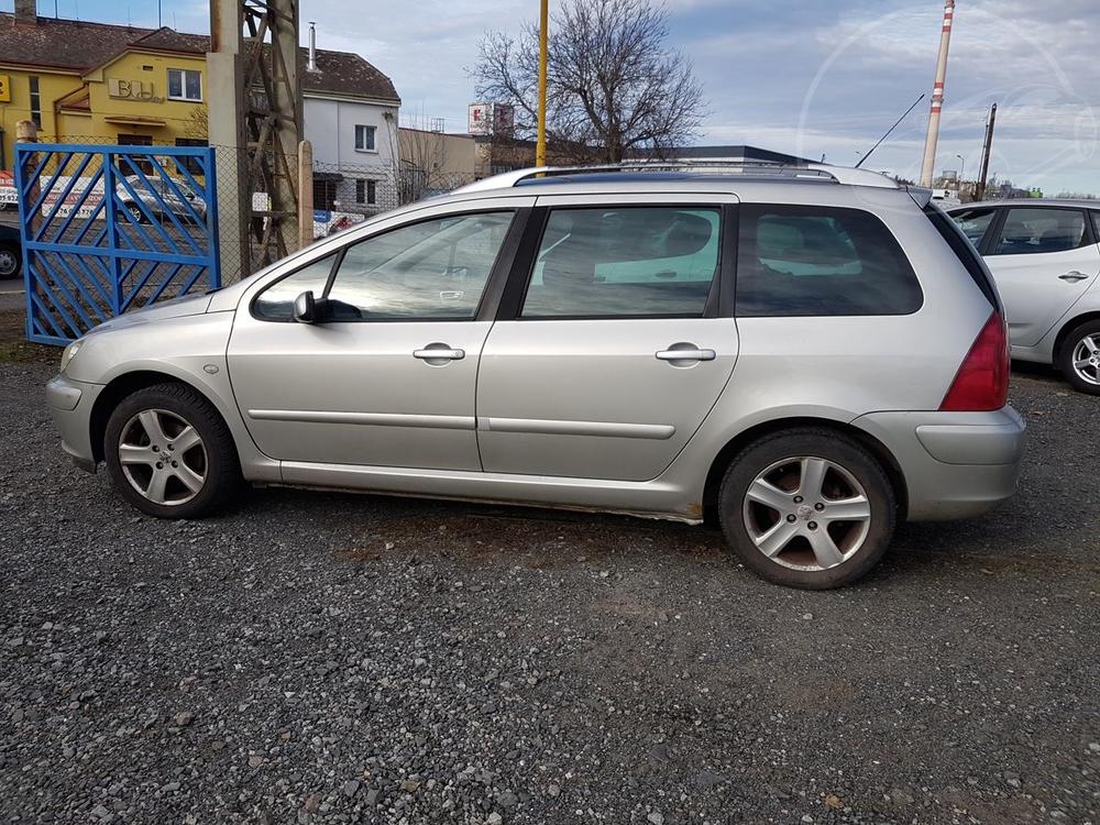 Peugeot 307 2.0i 100KW PATN SERVO