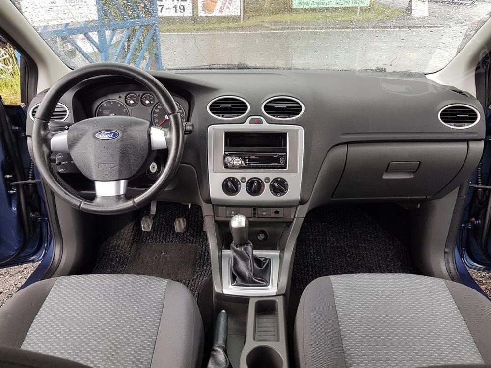 Ford Focus 1.4i 59KW KLIMA ESP