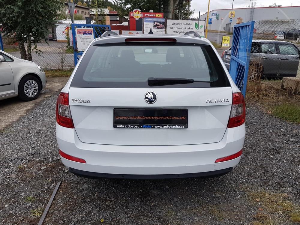 koda Octavia 1.6TDi 81KW DSG NAVI