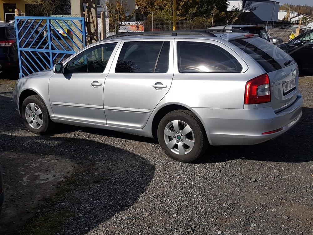 koda Octavia 2.0TDi 103KW XENONY