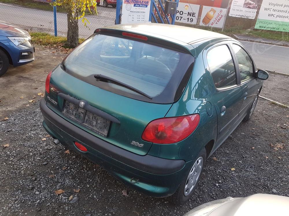 Peugeot 206 1.1i 40KW PO KROUPCH