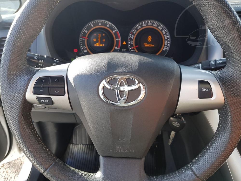 Toyota Auris 1.3i 73KW 60.000KM,NOV STK