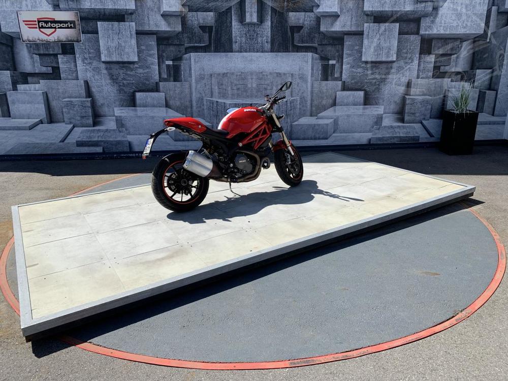 Ducati Monster 1100 EVO, 70 KW