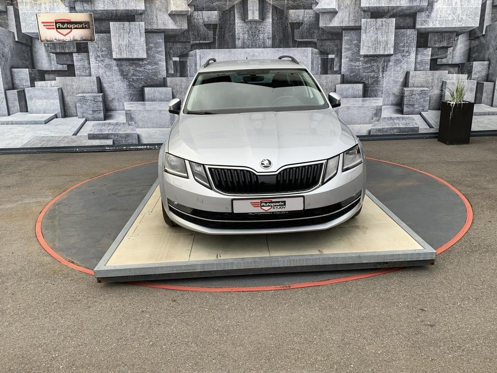 koda Octavia 2.0TDi, 110KW, VBAVA,