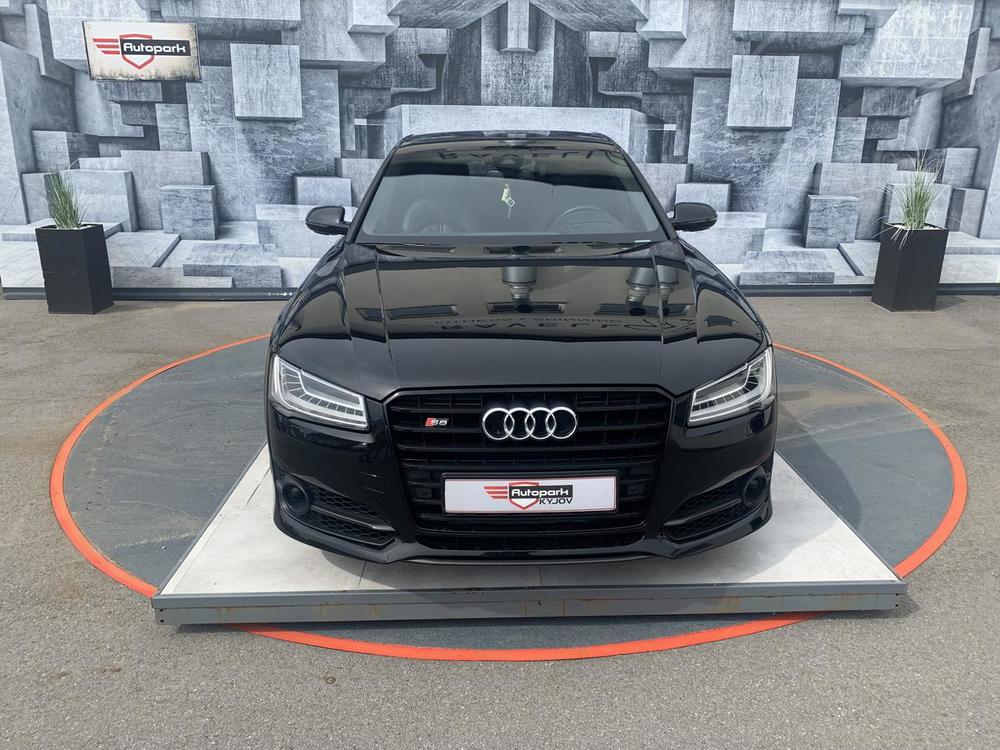 Audi S8 BLACK PAKET, CERAMIC