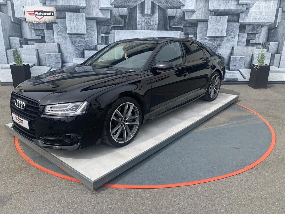 Audi S8 BLACK PAKET, CERAMIC