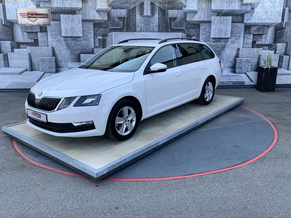 koda Octavia 1.6TDi, 85KW, DPH ,4XPNEU