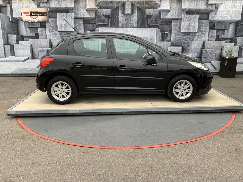 Peugeot 207 1.4i, 70KW